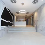 Metropolis- Brand New With Free Parking * Bratislava