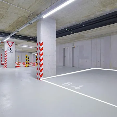 Apartament Metropolis- Brand New With Free Parking *