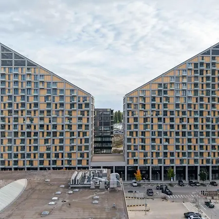 Metropolis- Brand New With Free Parking Pozsony